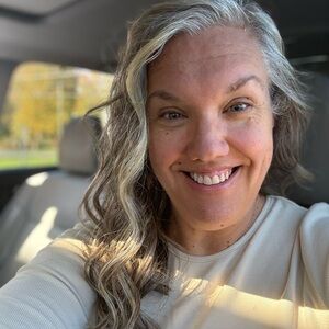 Meet your Posher, Dawn